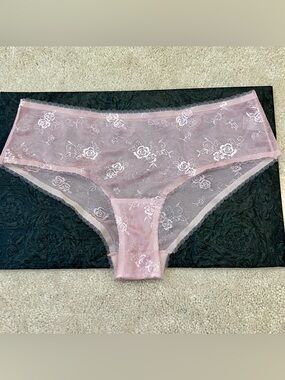 NWT Victoria's Secret Very Sexy Sheer Pink smooth lace hiphugger panties small S